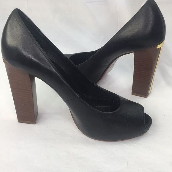 Tory Burch “Cantrell” Black Leather Open Toe Gold Logo T Pump Heels Women Sz 8.5 - Picture 3 of 8